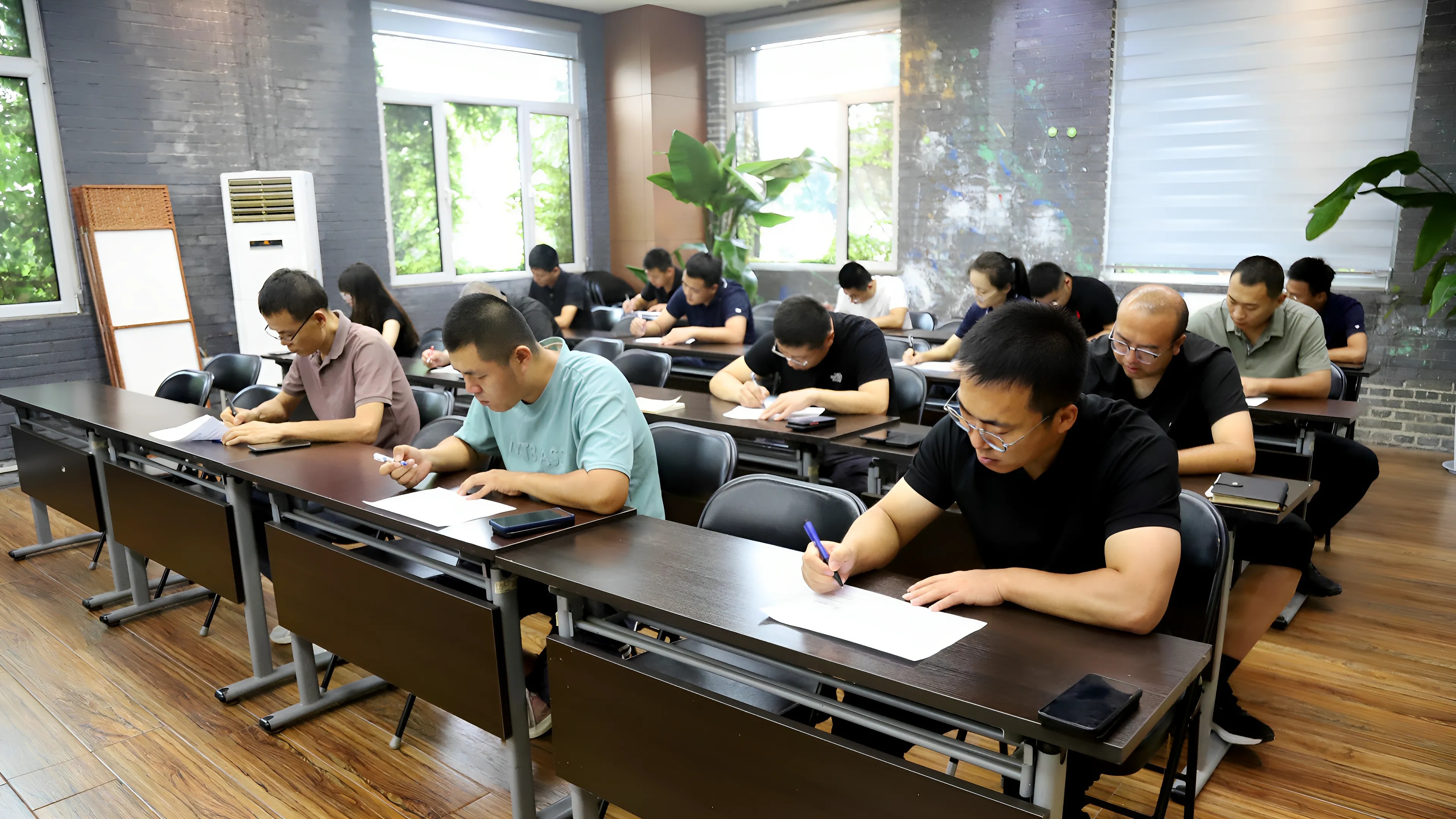 展工匠風(fēng)采 攀技術(shù)高峰&mdash;&mdash;博華生態(tài)農(nóng)業(yè)營(yíng)銷中心技術(shù)比武圓滿完成